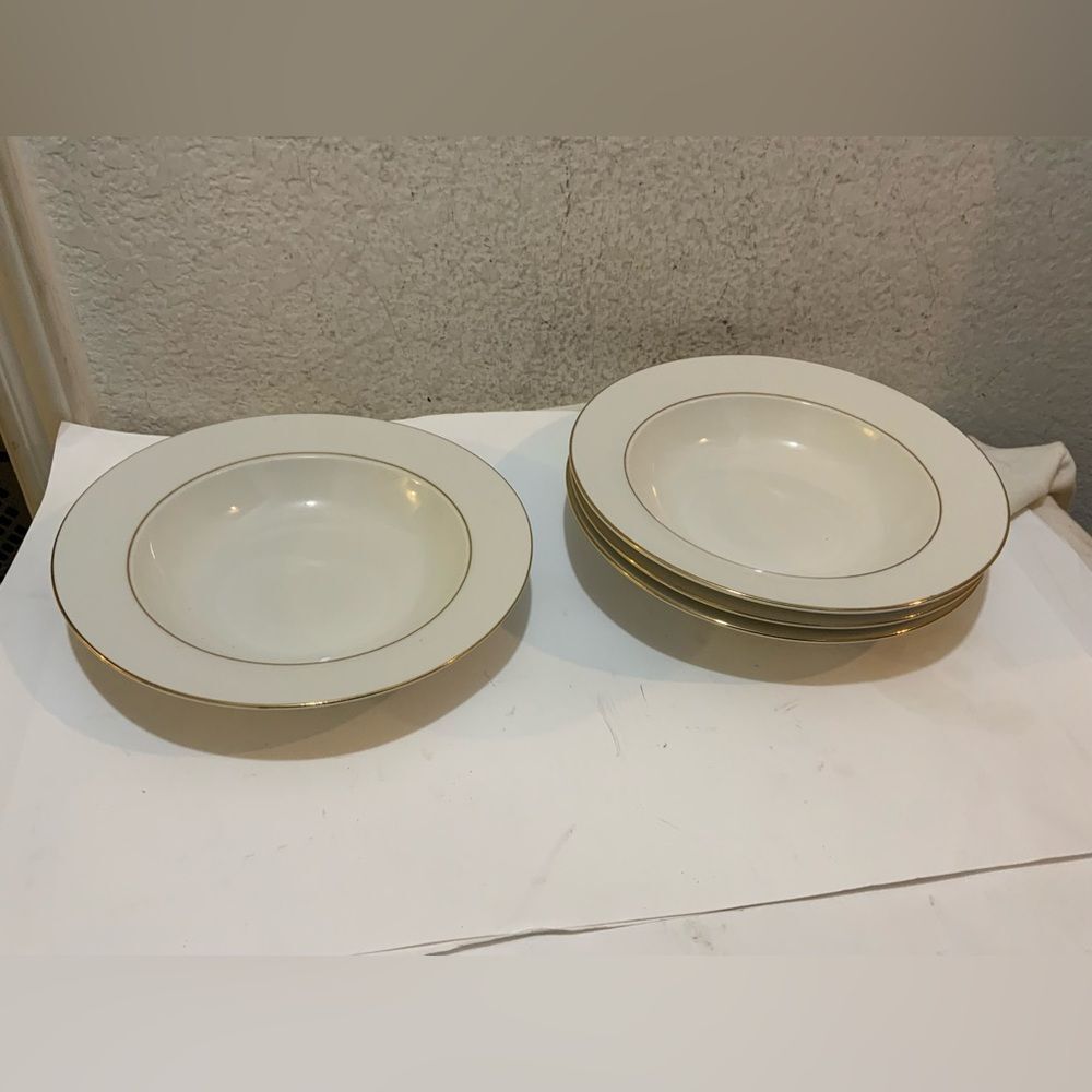 New Set of 4 Lynns Stoneware ANNIVERSARY GOLD Soup Bowls G26